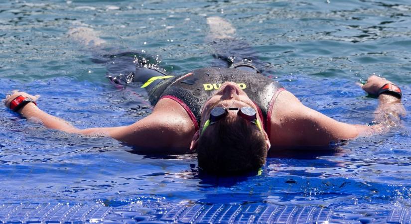 Rasovszky Kristóffal szerzett bronzérmet a magyar nyílt vízi váltó Dohában