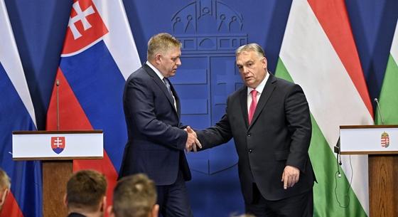 VSquare: Fico csak azért ment megválasztása után Orbánhoz, mert a német kancellár covidos lett