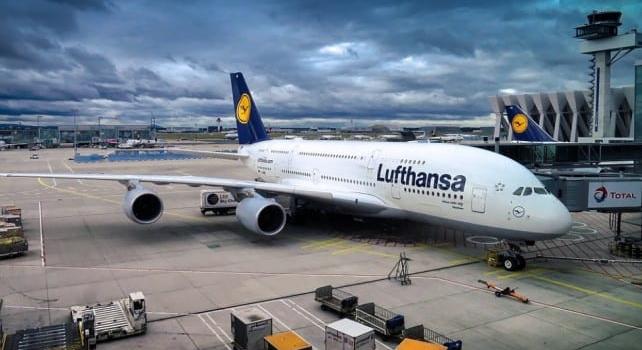 A Lufthansa a járatai 90 százalékát volt kénytelen törölnit