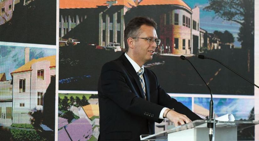 Hatmilliárd forintból építenek új tanműhelyeket a Szolnoki Szakképzési Centrum két technikumában