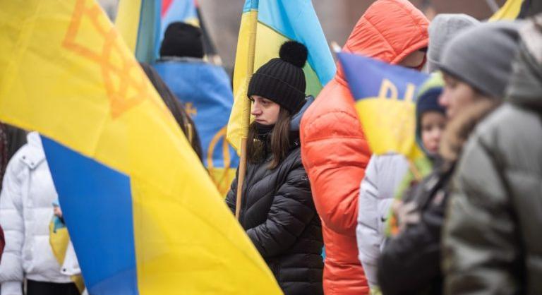 Több mint 4,3 millió ukrajnai menekült van az EU-ban, akik ideiglenes védelmi státuszt kaptak – Eurostat