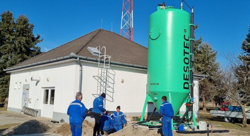 Működik a víztisztító rendszer Akasztón: hamarosan iható lesz a csapvíz