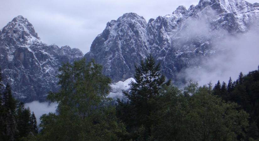 Meghalt egy magyar túrázó a szlovéniai Alpokban