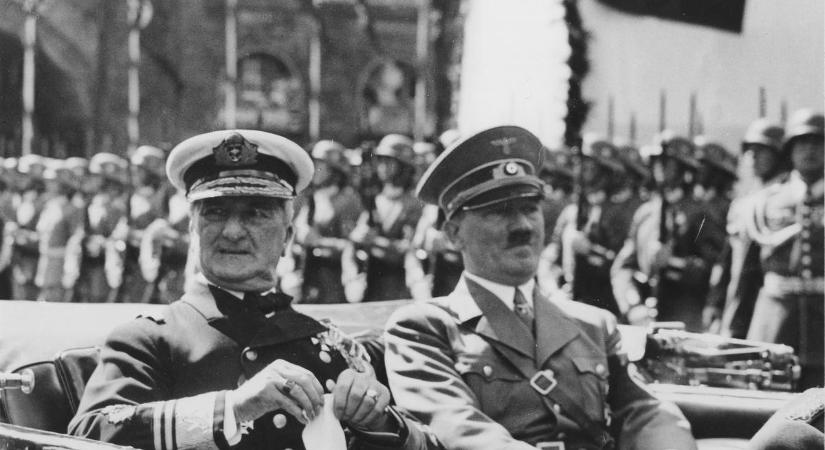 67 évvel ezelőtt halt meg Horthy Miklós, aki még Adolf Hitlerrel is utazott egy autóban – fotók