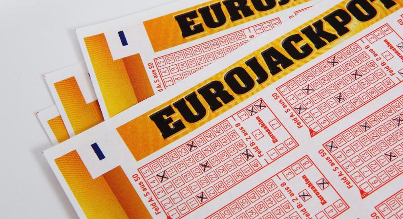 Kihúzták az Eurojackpot nyerőszámait! Csak nem a tiéd a 24 és fél milliárdos főnyeremény?