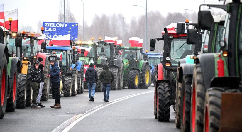 Nem csitulnak az indulatok, Európa-szerte folyamatosan tüntetnek a gazdák (videó)