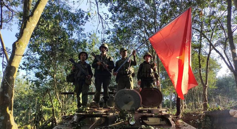 Kétéves kötelező katonai szolgálatról szóló törvényt léptet életbe a mianmari junta