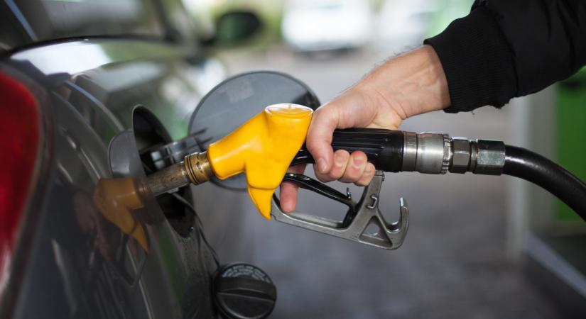 Fontos hír jött a hazai benzinkutakról: készülhetnek az autósok, napokon belül életbe léphet