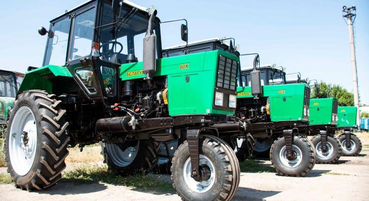 Új összeszerelő üzem, a gyapotművelő MTZ traktoroknak