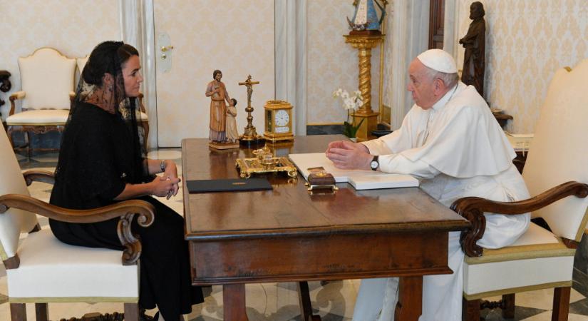 Kovács Zoltán tisztázta: Nincs köze a Vatikánnak a kegyelmi botrányhoz
