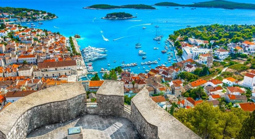 Ezeket a szigeteket érdemes idén nyáron meglátogatni a Forbes szerint – Horvátország is ott van a top-ban