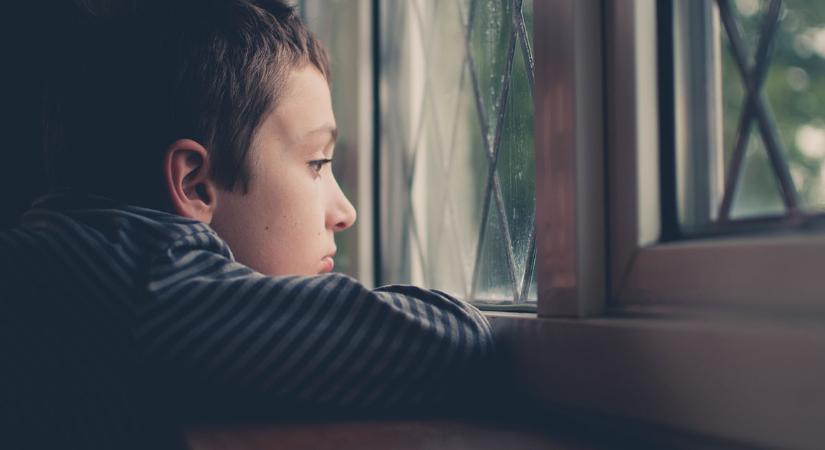 7 dolog, ami, ha jellemző rád, téged is érzelmileg elhanyagoltak gyerekkorodban