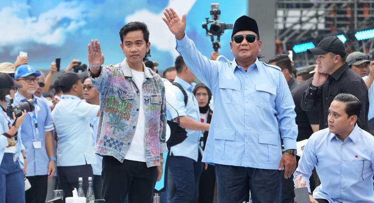 Több mint 15 éve halott diktátor szólítja urnákhoz a szavazókat Indonéziában