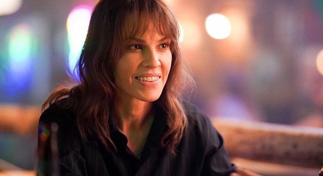 Irtó cuki: Hilary Swank elárulta az ikerbabái nevét!