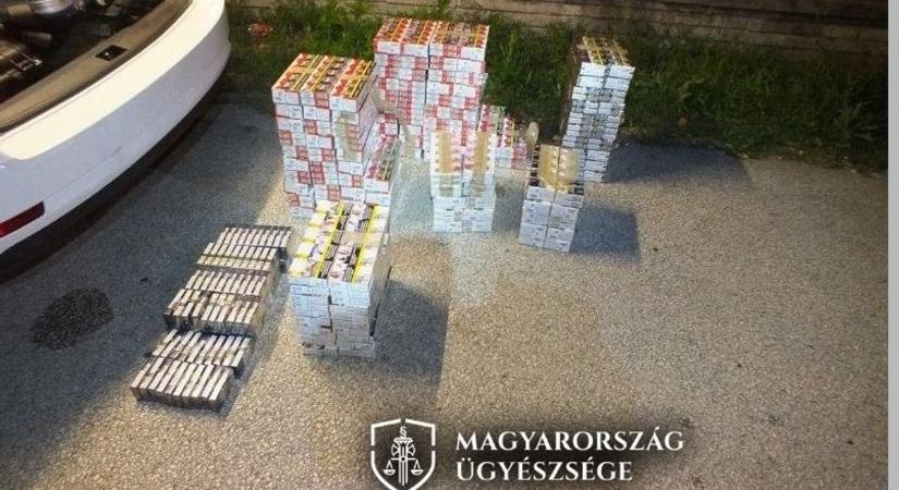 Rengeteg cigit csempészett egy bolgár kamionsofőr