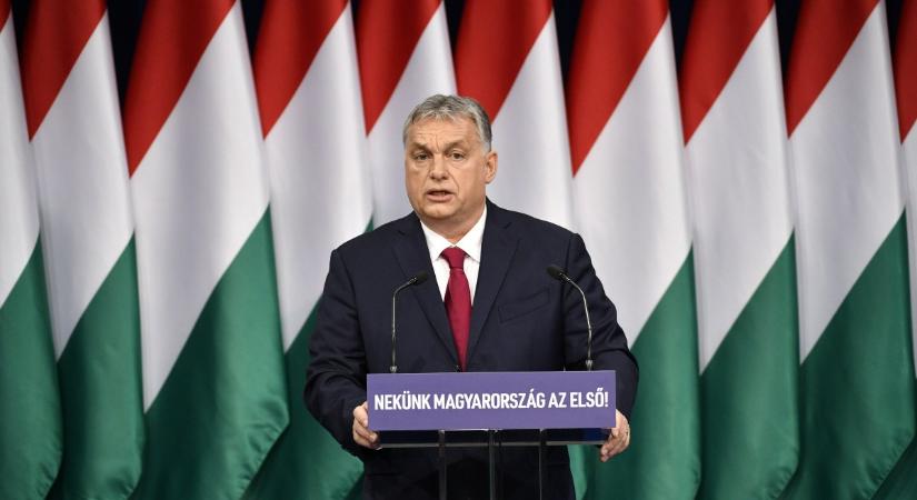 Orbán mitől fél? Kizárták az évértékelőjéről a kritikus lapokat