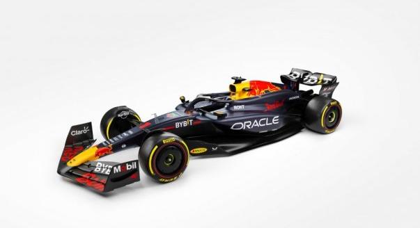 Az utolsó fecske: itt az új F1-es Red Bull
