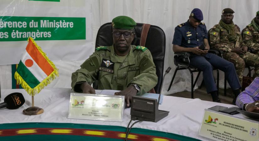 Káosz Nyugat-Afrikában: konföderációba akar tömörülni három katonai kormányzatok vezette állam