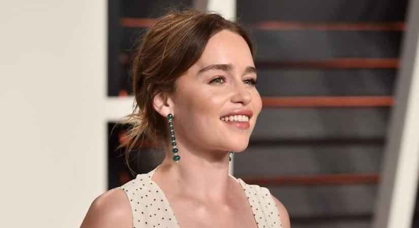 Emilia Clarke hálás a Trónok harca ágyjelenetéért
