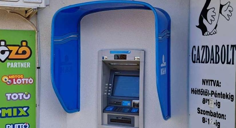 Bankautomata lesz Tiszaszigeten