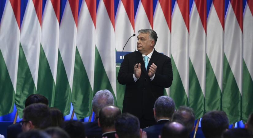 Orbán Viktor évértékelője - a HírTV műsorán  videó
