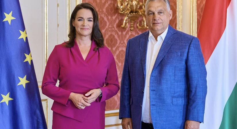 Novák Katalin hajítófát faragott az elnöki tisztségből