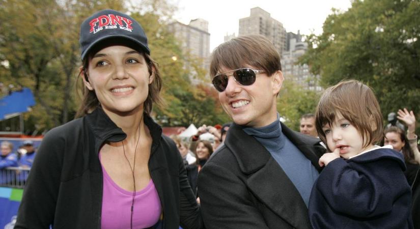 Igazi nő vált Katie Holmes és Tom Cruise lányából: elképesztő a hasonlóság közte és az anyukája között - fotók