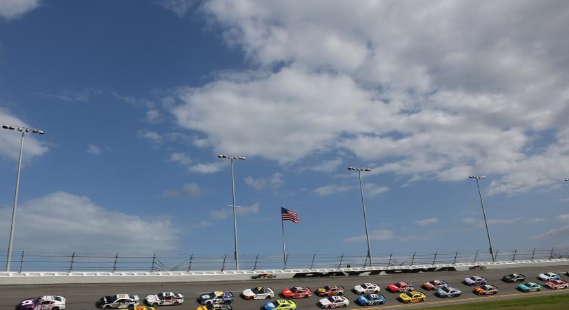 Változik a Daytona 500 időpontja a kedvezőtlen időjárási körülmények miatt