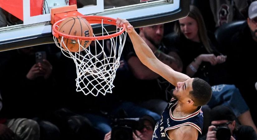 Közel 400 pont, félpályás kosarak és Lillard-varázslat az NBA All-Star gáláján - videó