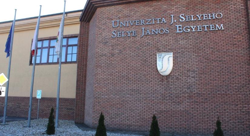 Sikeresen zárult a Selye János Egyetem minőségbiztosítási rendszerének akkreditációja
