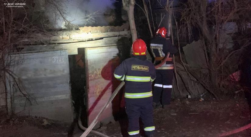 Tűz ütött ki egy lakóházban Ungváron