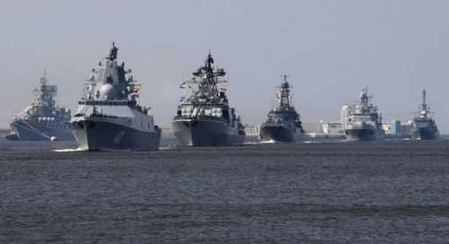 Az EU hadihajókat vet be a Vörös-tengeren