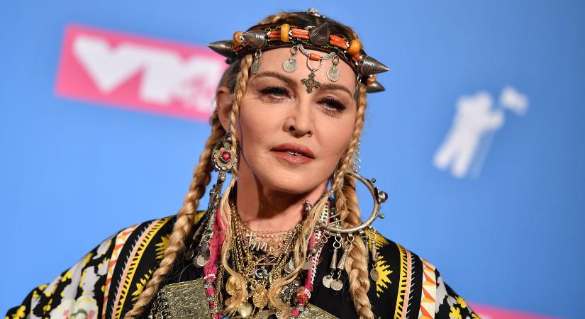 Hatalmasat esett Madonna a koncertjén