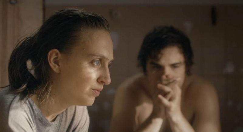 Díjat nyert Sodró Eliza és Vilmányi Benett közös filmje, a Két csík