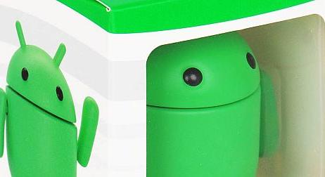 Megvásárolható játékfigurát adott ki a Google az Android kabalarobotjából, a The Bot-ból