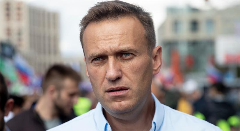 A Kreml szerint „alaptalan vádaskodás”, hogy Navalnijt idegméreggel ölték meg