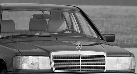 Így tesztelték anno a Mercedes-Benz 190 E-t