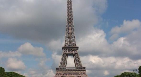 Sztrájkolnak az Eiffel-torony dolgozói