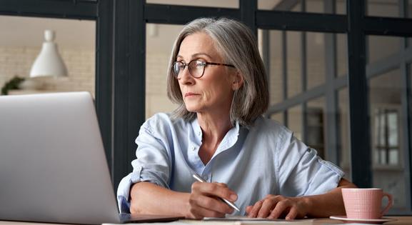 Sokba kerül a nők kedvezményes nyugdíjazása