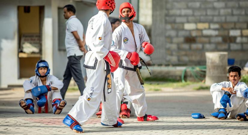 Szörnyű tragédia történt: hétéves tanítványát és szüleit is megölte egy taekwondomester