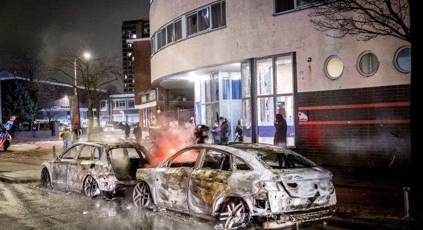 Afrikai polgárháború Hollandiában: eritreai bandák gyújtották fel Hága belvárosát, több rendőr súlyosan megsérült