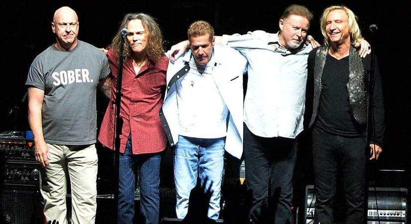 Óriási per indult az Eagles zenekar kéziratainak lopása után