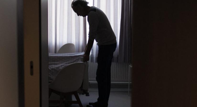 Egyre több ember dönt a haláláról, Hollandiában már a halálozások 5 százaléka eutanázia