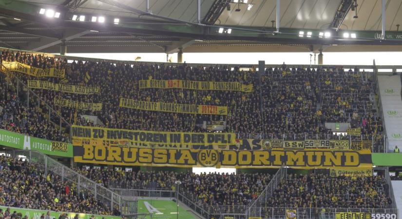 Elérték a céljukat a Bundesliga-meccseken kitartóan tüntető drukkerek