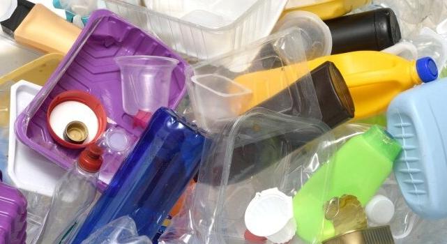 BPA – Betiltanák az élelmiszerek műanyag csomagolását
