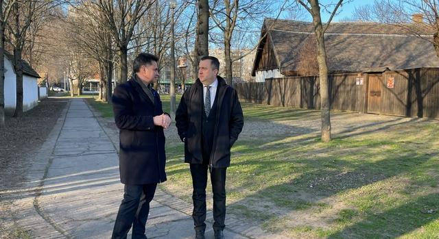 Bemutatkozott a polgármesternek az új román főkonzul