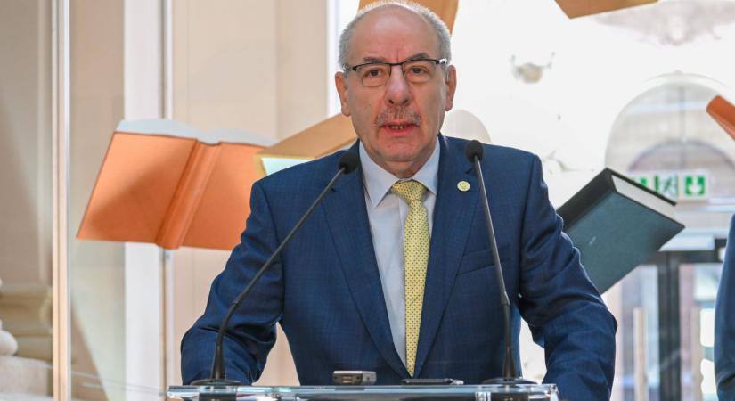 Ki kicsoda: dr. Sulyok Tamás, az Alkotmánybíróság elnöke, a Fidesz-KDNP államfőjelöltje