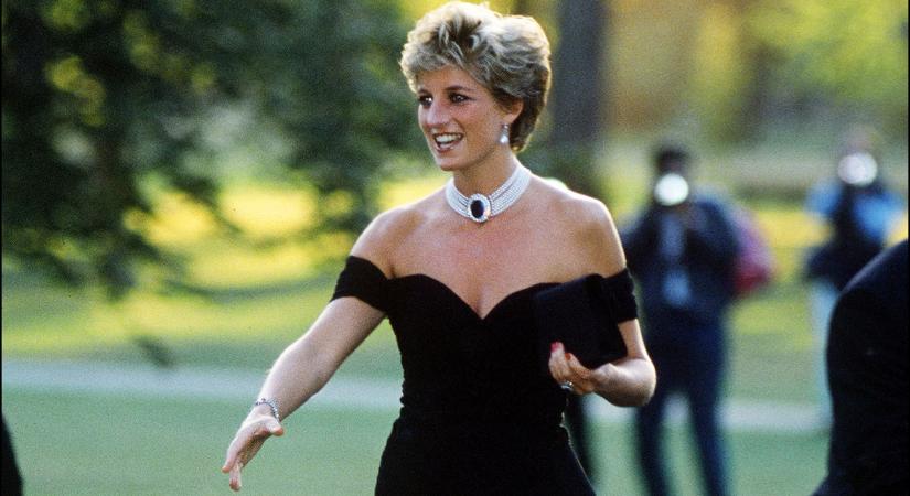 Újabb bőrt húztak le Diana hercegnő bosszúruhájáról