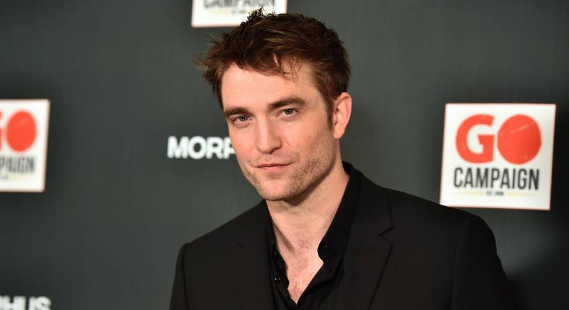 Robert Pattinson a tűzlépcsőn szökött fel egy fiatal nőhöz