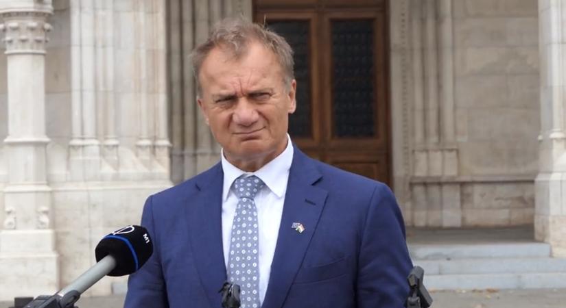 Elítélték Varju Lászlót, riportert pedofilozott egy DK-s politikus